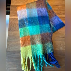 Lyla + Luxe knit multi colour scarf